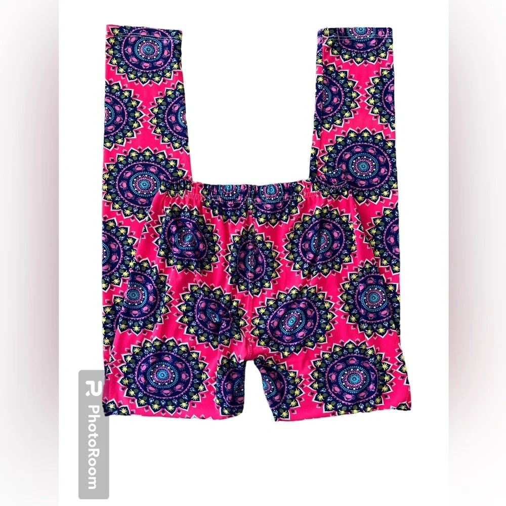SIMPLY SOUTHERN Mandala Pineapple leggings size “one size fits most” OS